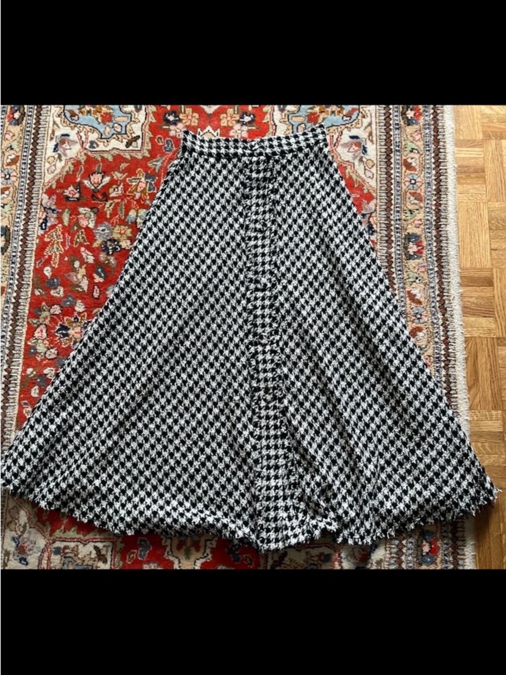 Zara Black/White Houndstooth Button-Front A-Line Midi Skirt Small